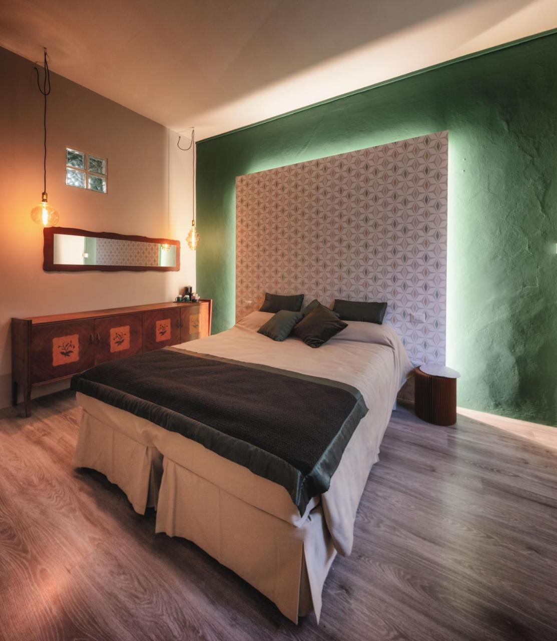 לינה וארוחת בוקר ארצו Ca De Guelfi Residenza D'Epoca מראה חיצוני תמונה